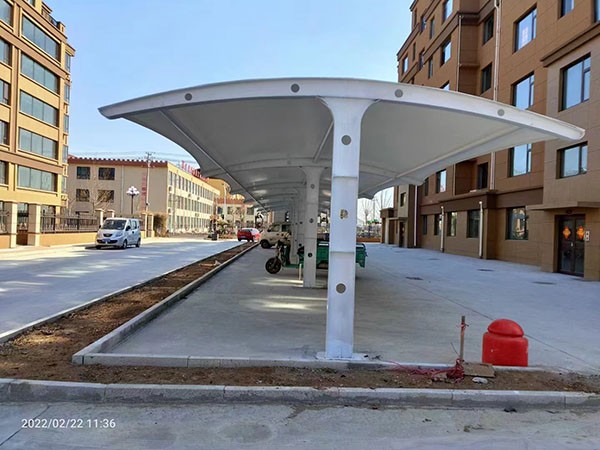 電動充電樁車棚